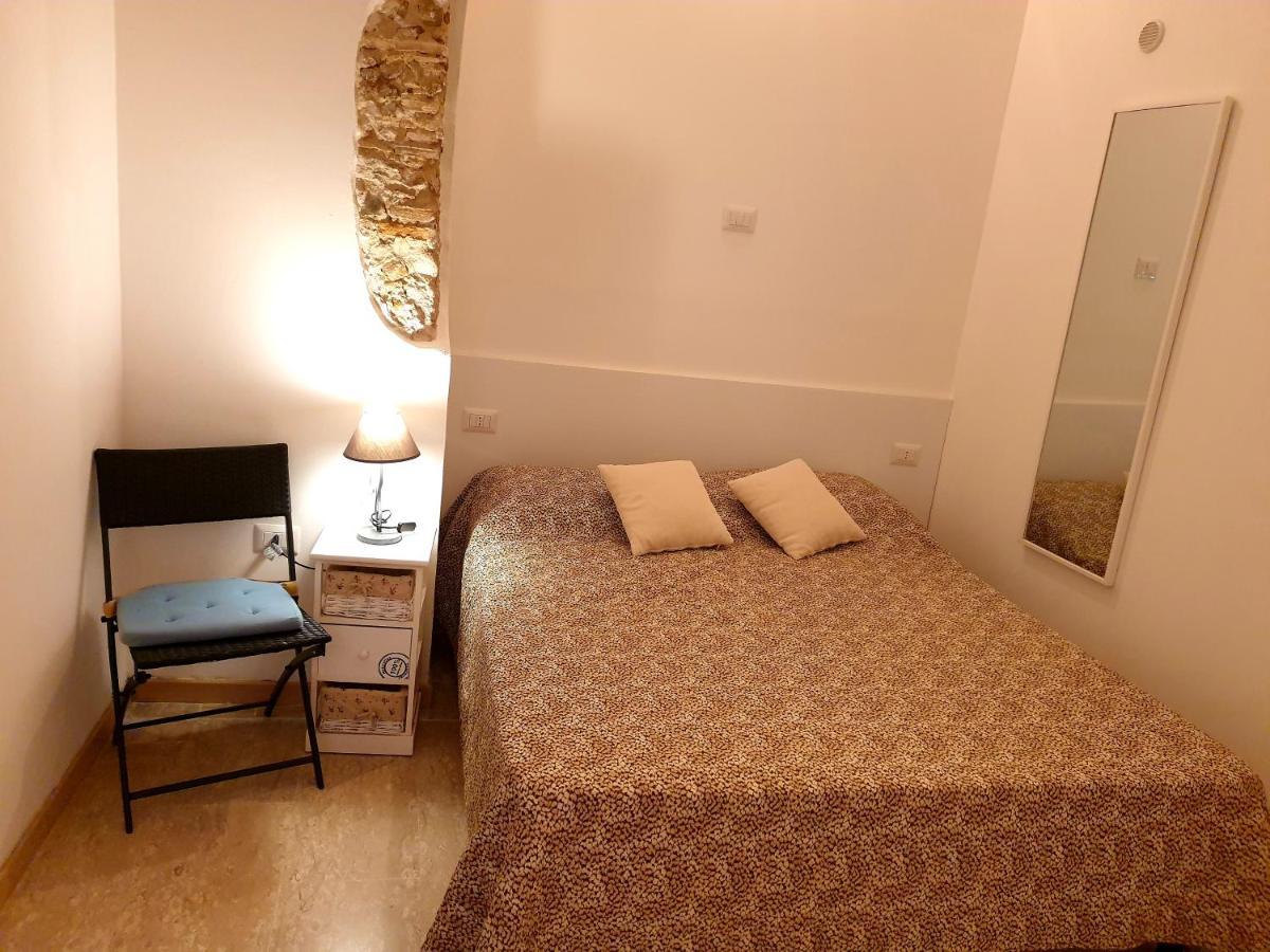 2 Bed Apartment In The Historical Center Pizzo Pizzo  Exterior photo